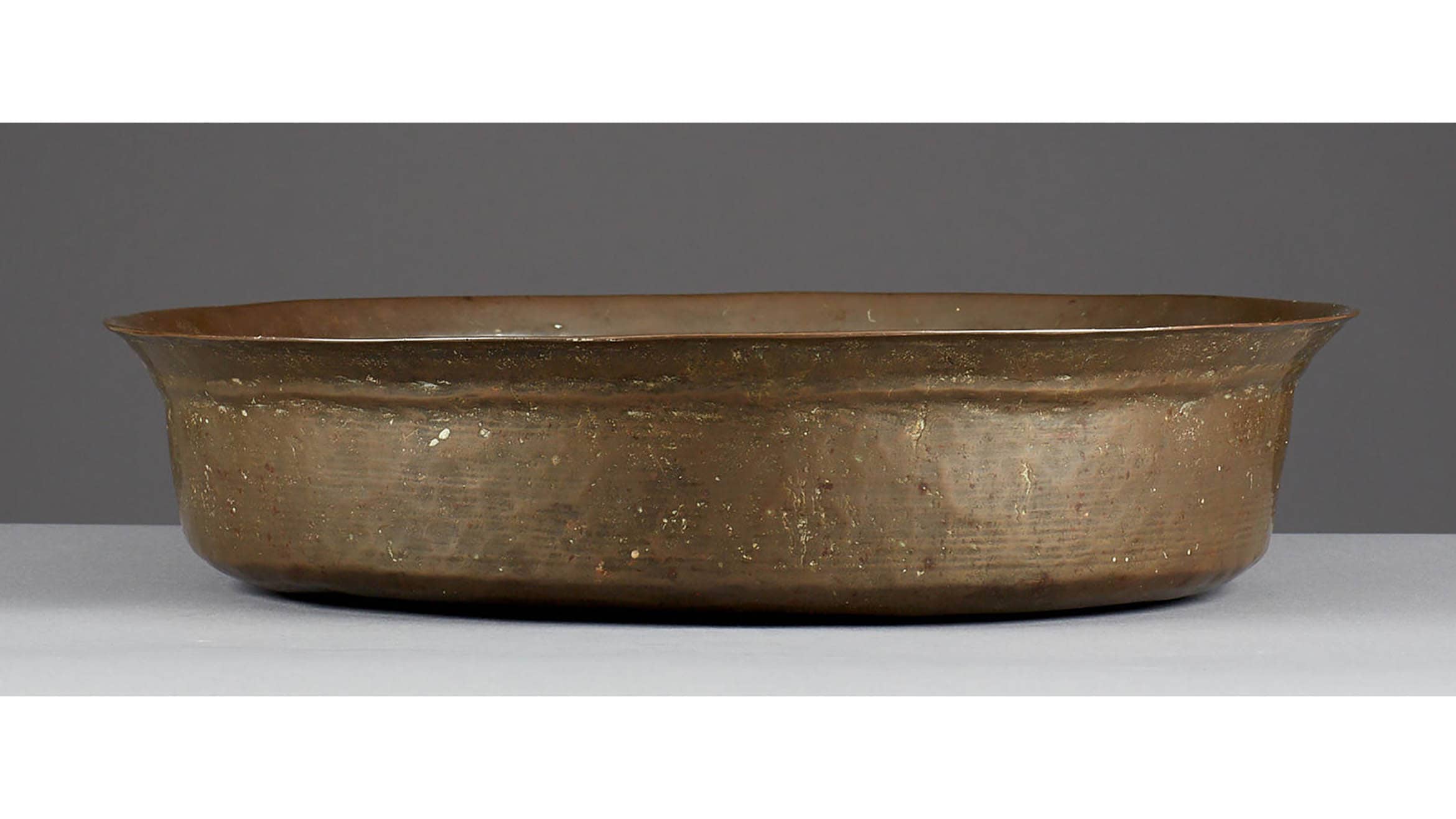 Large Late 16th / Early 17th Century Copper Alloy Bowl, Dutch or German, circa 1600-1620