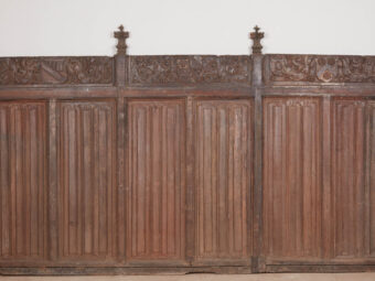 Tudor oak and polychrome painted Phelips wall settle, North Devon / Somerset, circa 1520 – 1540