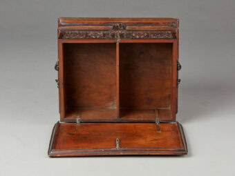 Exceptional Gothic Walnut Tracery Carved Documents Box, Spanish, circa 1470-1500 - Image 6