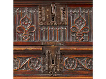 Exceptional Gothic Walnut Tracery Carved Documents Box, Spanish, circa 1470-1500 - Image 10