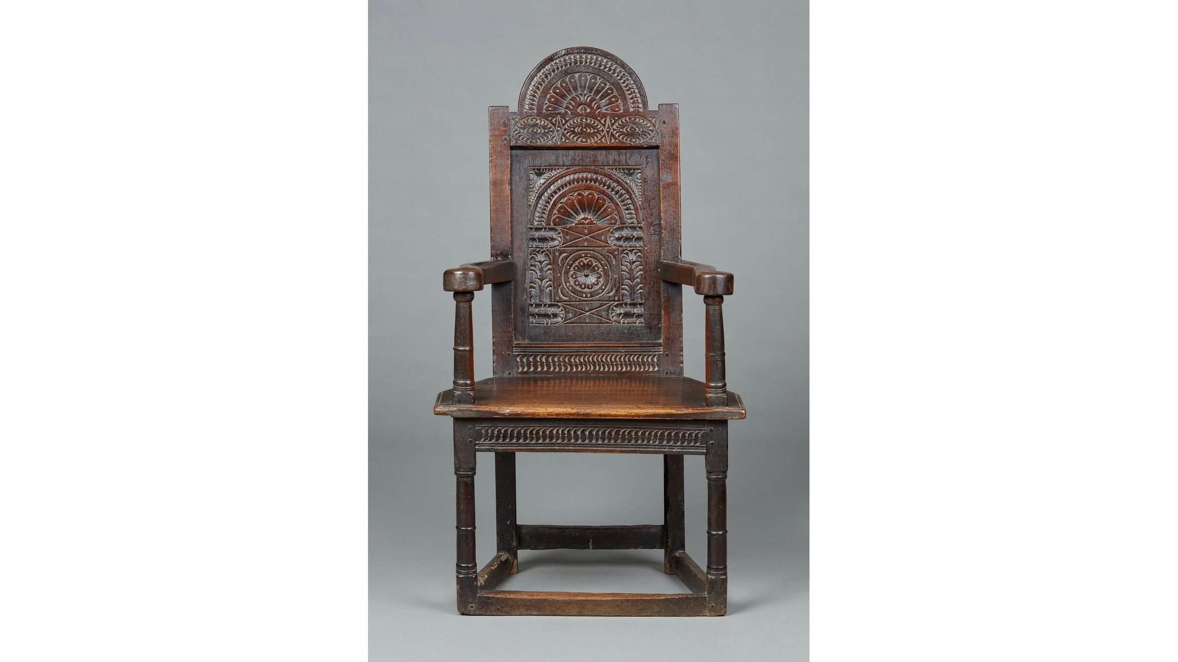 Fine and Rare Elizabethan Oak Caqeuteuse Armchair, Beckham Workshop, Salisbury, circa 1580-1600 - Image 2