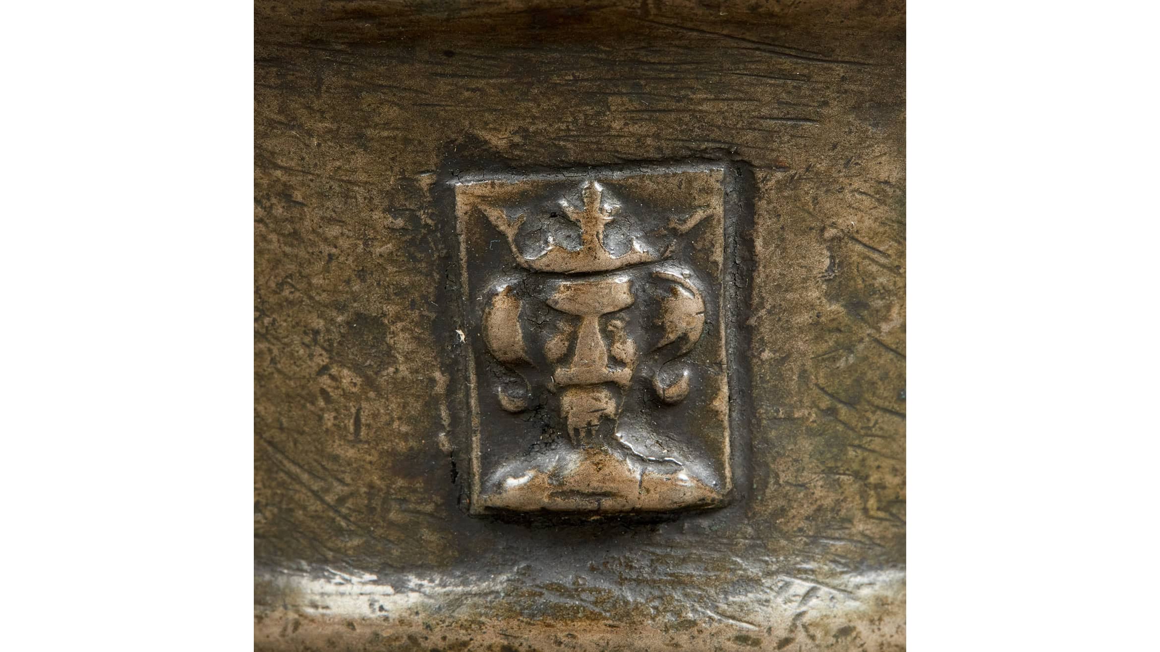 Late Elizabethan / James I lead Bronze Mortar, Nottingham, Oldfield Foundry, initialled R M, circa 1600–1620 - Image 5
